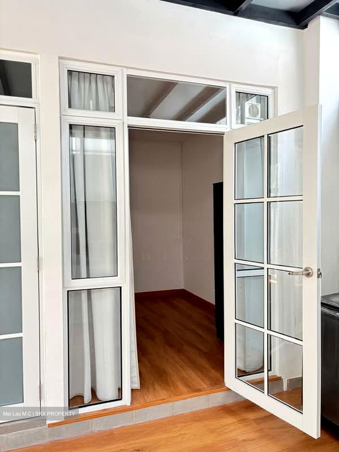 Saint Michael's Road (D12), Terrace #539007881